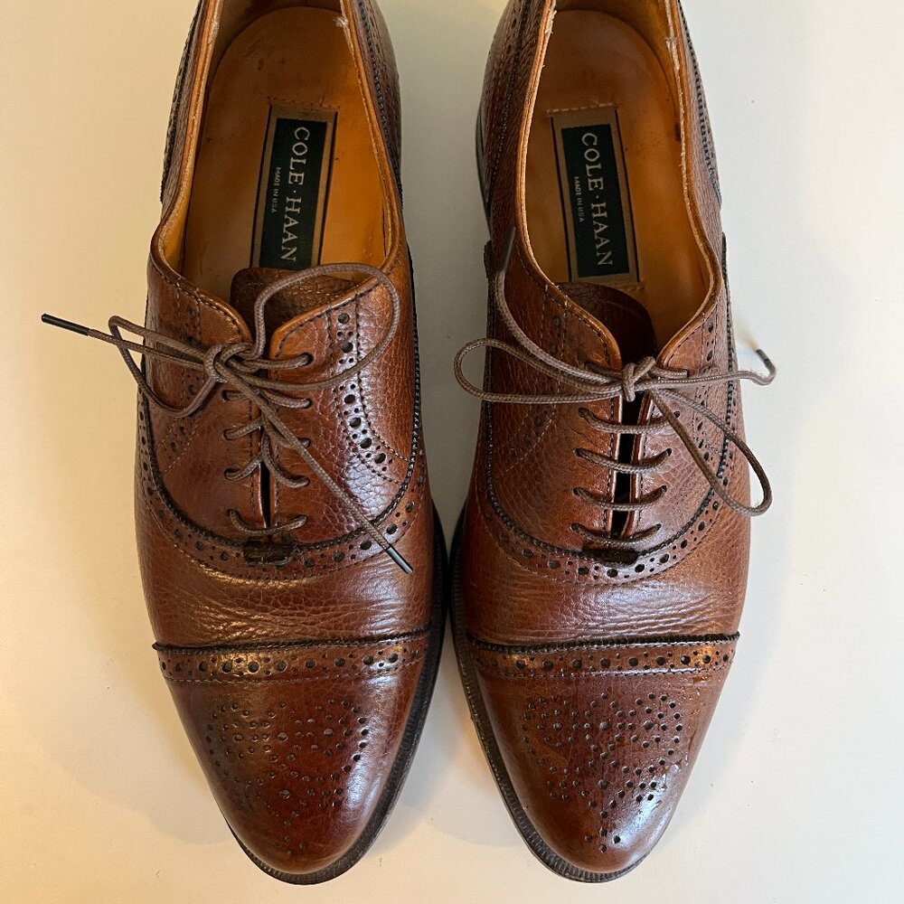 Vintage Cole Haan Brown dress shoe